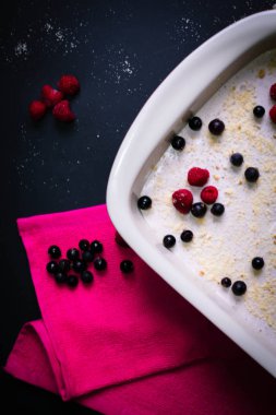 Pasta nefis, baharatlı kek.