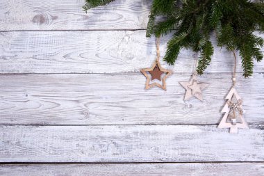 Gri ahşap arka plan üzerinde Noel kompozisyon