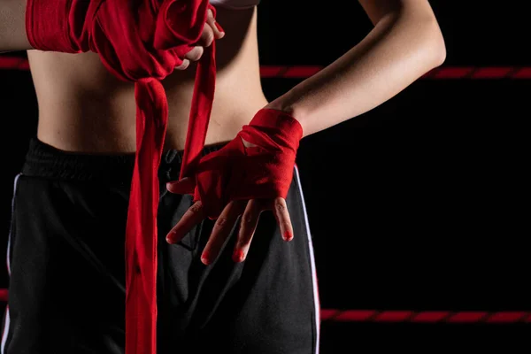 Woman Prepares Mma Fight Wrapping Her Hands Special Boxing Bandage — Stock Photo, Image