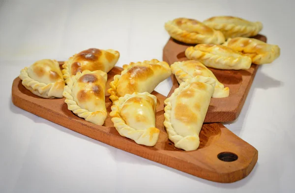 Τυπικό Γεύμα Κινήσει Από Την Αργεντινή Που Ονομάζεται Empanadas Έναν — Φωτογραφία Αρχείου