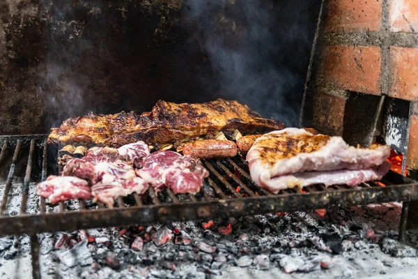 Parrillada Churrasco Argentino Fazer Carvão Vivo Sem Chama Carne Vaca — Fotografia de Stock