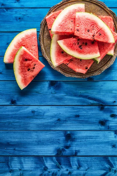 Top View Pieces Fresh Watermelon Blue Table — Stock Photo, Image