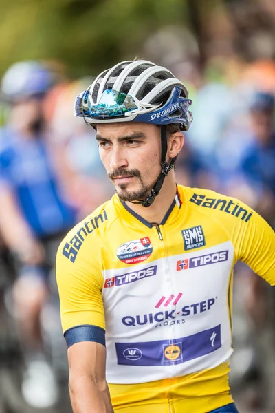 Eslovaquia Ruzomberok Septiembre 2018 Julian Alaphilippe Lidera Inicio Segunda Etapa — Foto de Stock