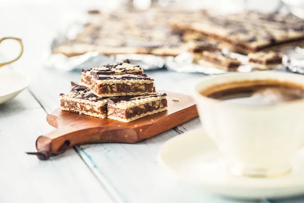 Pastel Gofres Con Chocolate Caramelo Nueces Pastel Tradicional Eslovaco Checo —  Fotos de Stock