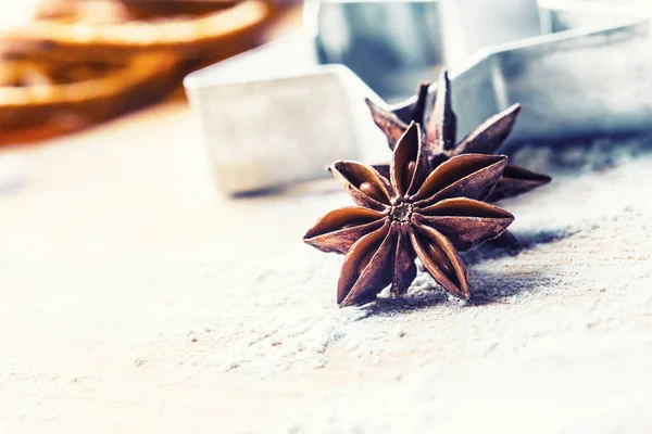 Estrela Anis Cortador Biscoitos Canela Farinha Assadeira Natal Utensílio Panificação — Fotografia de Stock