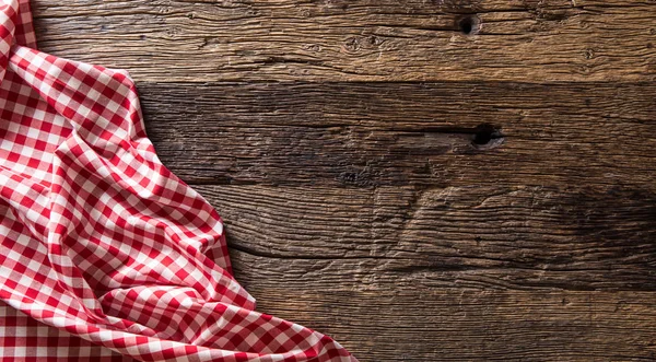 Červená Kostkovaná Kuchyňský Ubrus Rustikální Dřevěný Stůl — Stock fotografie