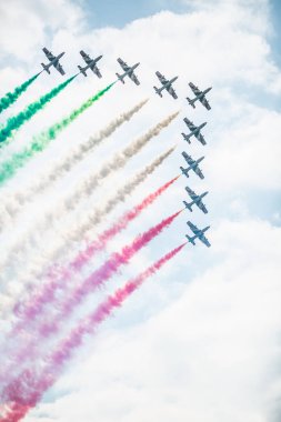 Sliac,Slovakya - 4 Ağustos 2019. Hava shov İtalyan akrobasi squa