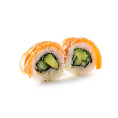 Beyaz arka planda izole sushi california rulo