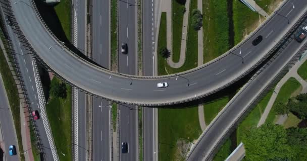 Overhead Aerial Shot Of Traffic Running On The Freeway Intersection — Stock Video