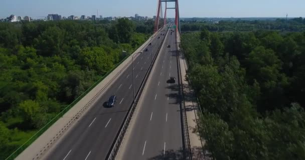 Sto sorvolando l'autostrada. Colpo aereo — Video Stock