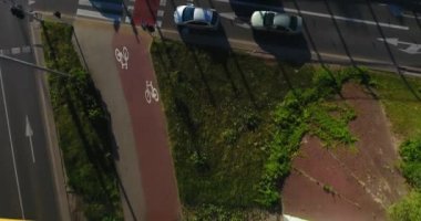 Yukarıdan aşağı karayolu hava görünümünü kapat