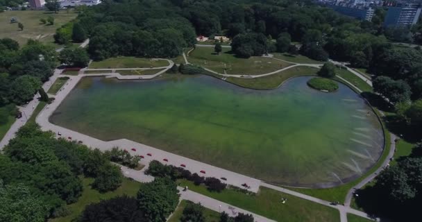 Letecký pohled na Park jezero — Stock video