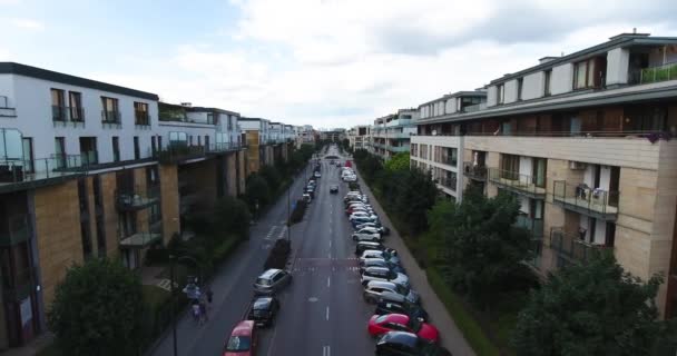 Warszawa Polen Flygfoto Över Gatan Lägenhetskomplex — Stockvideo