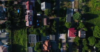 Varşova, Polonya: / Schaffhausen havai görünümü. Gün batımında havadan görünümü