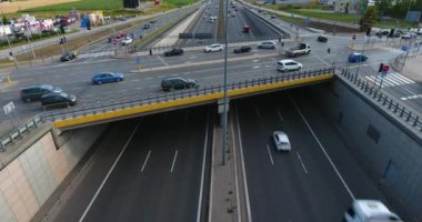 Otoyol gelmek asılı