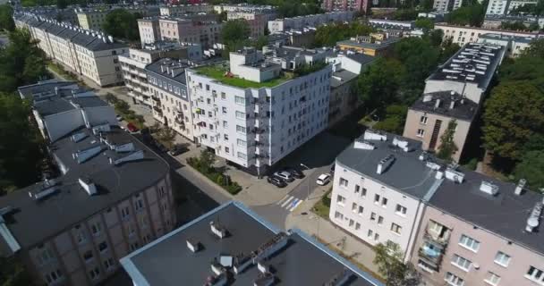 Strefie Podmiejskiej Apartament Dzielnica Aerial Drone Strzał Warszawa Polska — Wideo stockowe