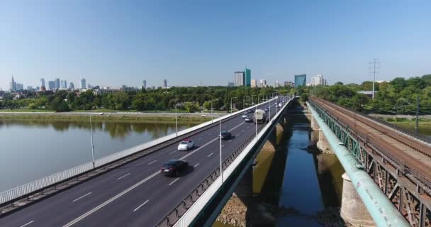 파노라마 시 바르샤바의. 다리 지역에서 공중 보기 — 비디오