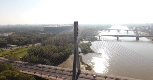 Панорамный вид на Светокружский мост в Варшаве — стоковое видео
