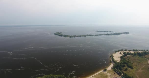 Panorama över floden Dnepr. Antenn drönare skott — Stockvideo