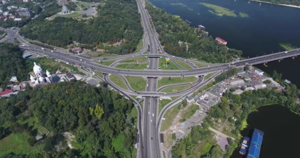 Estabelecendo Tiro Intersecção Rodoviária Overpasses Kiev Ucrânia — Vídeo de Stock