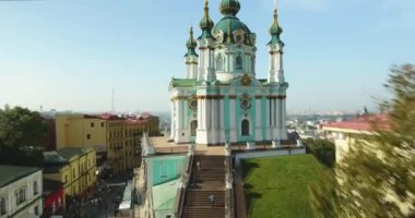 Kiev, Ukrayna kilisede St Andrew's doğru uçan