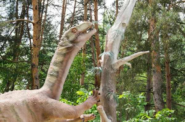 Belgorod Rússia Maio 2018 Dinosaur Park Modelo Dinossauro Plateosaurus — Fotografia de Stock
