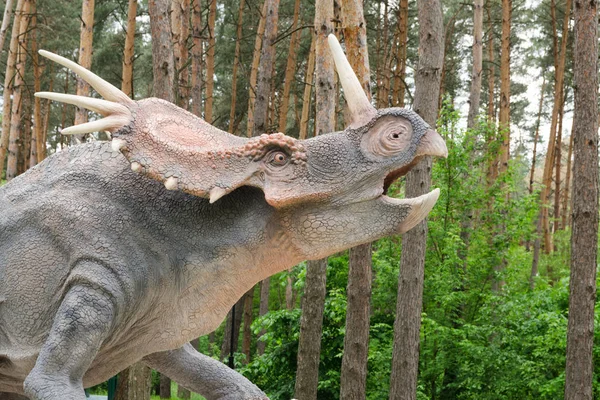 Belgorod Russie Mai 2018 Parc Des Dinosaures Modèle Dinosaure Styracosaurus — Photo