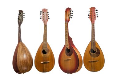 Dört farklı mandolin beyaz arka plan üzerinde izole. Barok dize müzik aletleri.