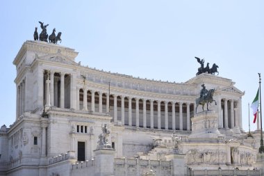 Rome, altar of the homeland. Monument to the king Vittorio Emanuele II ( Vittoriano ) clipart