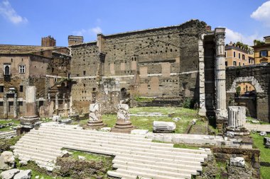 Roma, Trajan'ın pazar kalıntıları ve Augustus Forumu İmparatorluk Roma'Mars Tapınağı ile