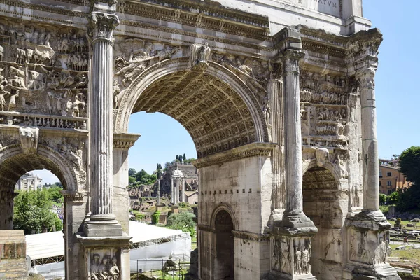 Roma Talya Antik Roma Mparatorluk Forumlar Kalıntıları Septimius Severus Kemeri — Stok fotoğraf