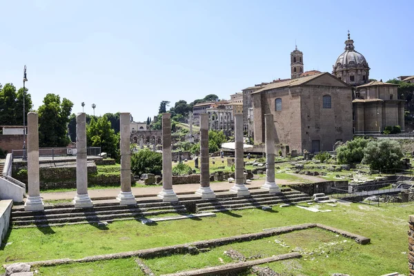 Roma Mparatorluk Forumlar Kalıntıları Barış Tapınağı — Stok fotoğraf