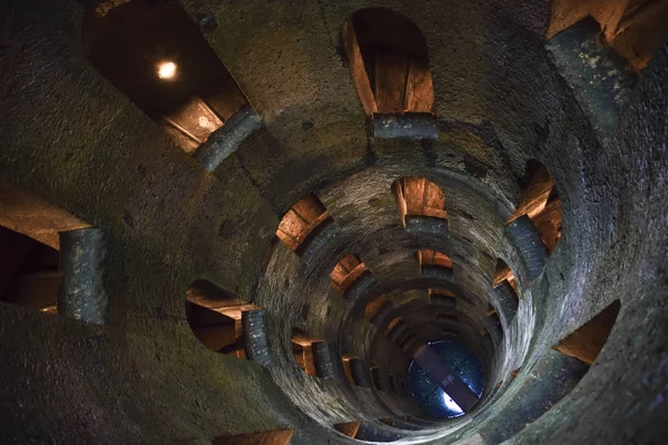 Patrick Well Orvieto Italien Historischer Brunnen Große Technische Arbeit Gebaut — Stockfoto