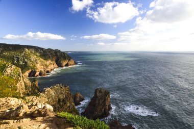 Cabo da Roca, Portekiz. Uçurumun üzerinden Atlantik görünümünü. Avrupa'nın en batı yer.