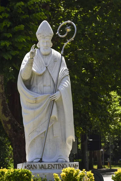 Día San Valentín Estatua San Valentín Que Protege Los Amantes — Foto de Stock