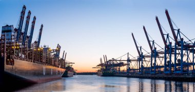 Hamburg Alman Harbour City                           