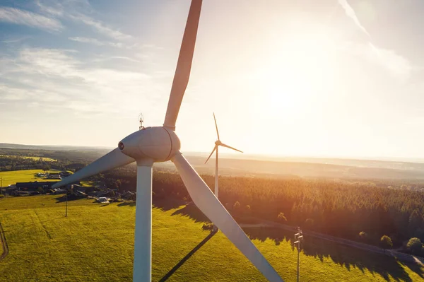 Windmühlenpark Bei Sonnenuntergang — Stockfoto