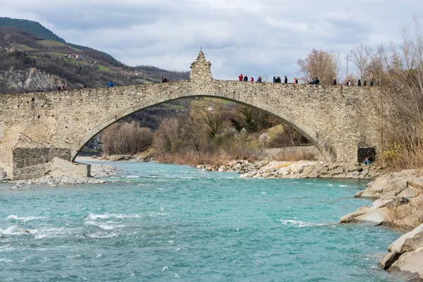 Bobbio Talya Nisan 2018 View Eski Ortaçağ Köprü Nehri Bobbio — Stok fotoğraf