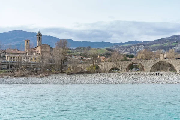 Bobbio Ιταλία Απρίλιος 2018 View Από Παλιό Μεσαιωνικό Γεφύρι Που — Φωτογραφία Αρχείου