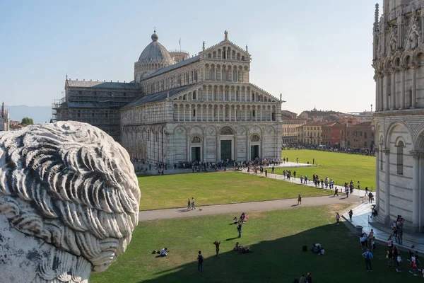 Pisa Italië Oktober 2018 Uitzicht Beroemde Scheve Toren Middeleeuwse Kathedraal — Stockfoto