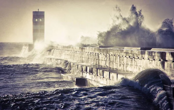 Θύελλα Στο Φάρο Οπόρτο Πορτογαλία — Φωτογραφία Αρχείου