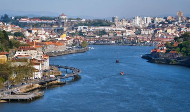 Porto, Portekiz Douro nehrinde Douro nehir Porto, Portugalview görünümü