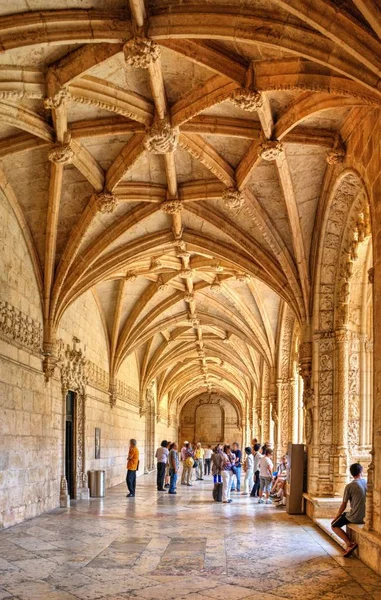Mosteiro Claustro Jerónimos Lisboa Portugal — Fotografia de Stock