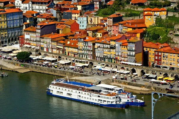 Panoramisch Uitzicht Rivier Douro Daken Van Porto Portugal — Stockfoto