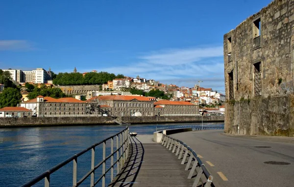 Gaia Quay Waterfront Com Vista Para Porto Portugal — Fotografia de Stock