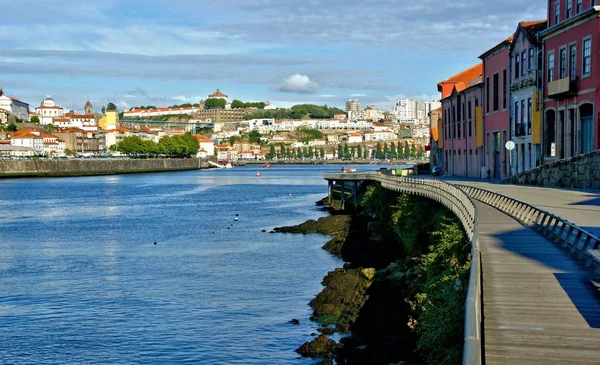 Gaia Quay Waterfront Com Vista Para Porto Portugal — Fotografia de Stock