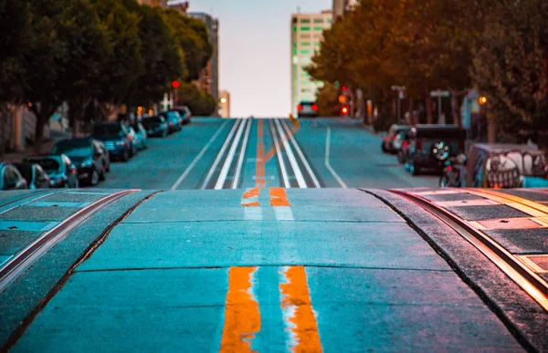 Famous California Street at dawn, San Francisco, California, USA — Stock Photo, Image