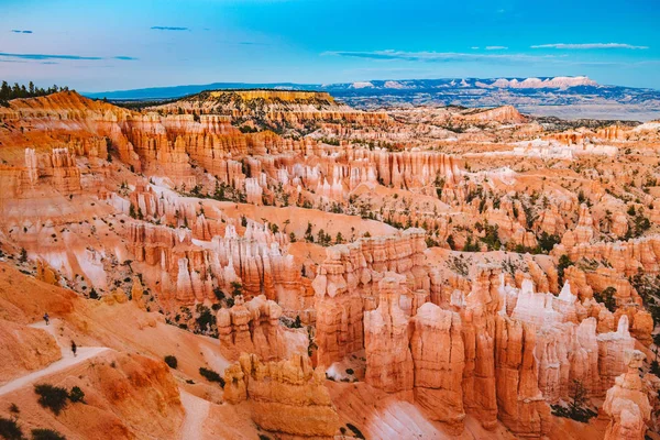 Bryce Canyon al atardecer, Utah, EE.UU. — Foto de Stock