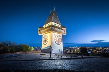 Geceleri Grazer Uhrturm, Styria, Avusturya
