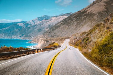 Big Sur'da Ünlü Otoyol 1, California Central Coast, Abd